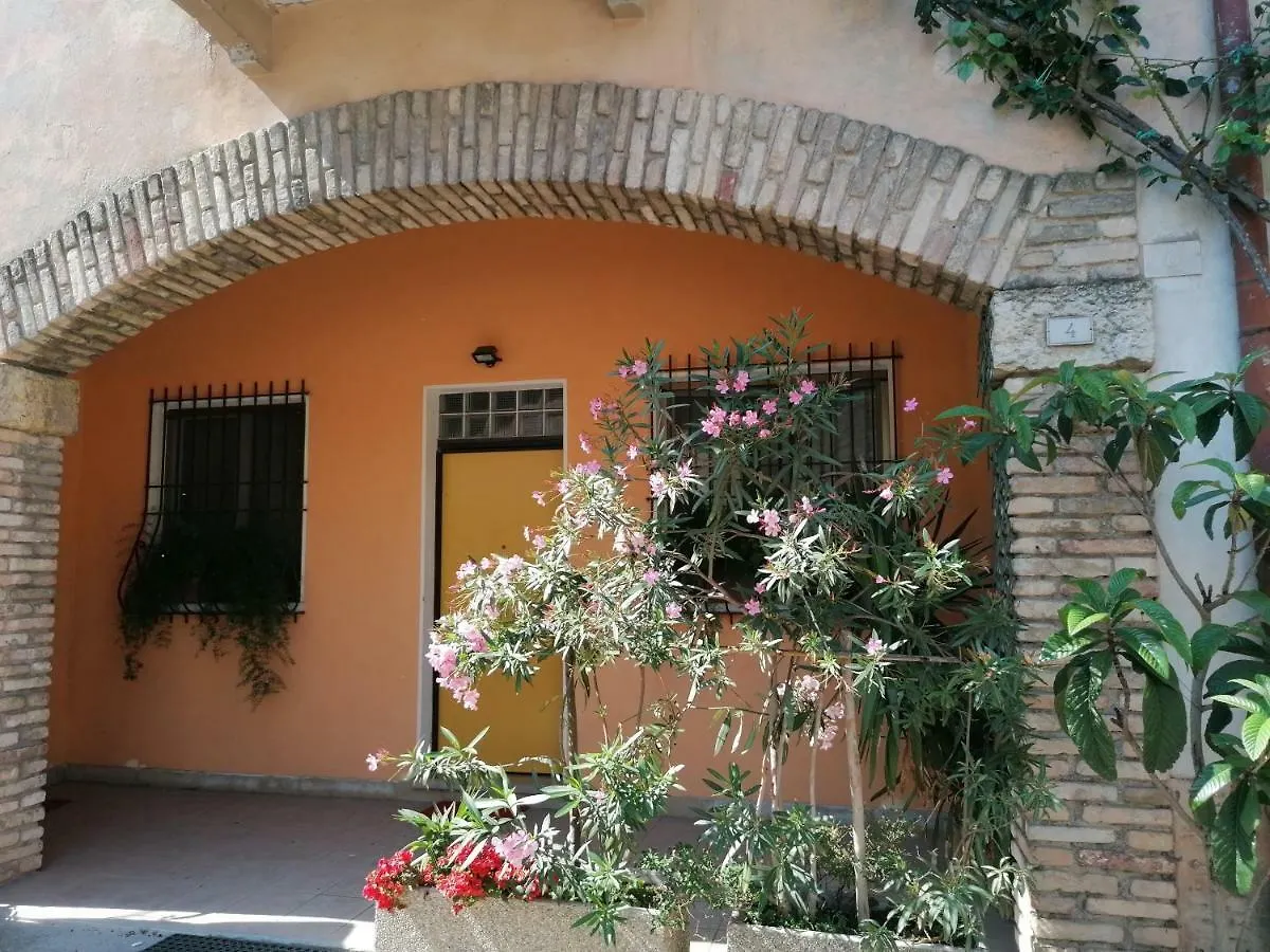 La Casa Di Marzia Apartment Bardolino 0*,